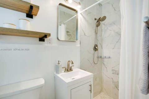 Villa ou maison à louer à Pompano Beach, Floride: 4 chambres, 160.54 m2 № 2188627 - photo 15
