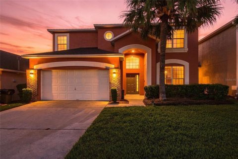 Villa ou maison à vendre à Kissimmee, Floride: 7 chambres, 267.65 m2 № 2290678 - photo 2
