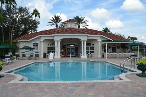 Villa ou maison à vendre à Kissimmee, Floride: 7 chambres, 267.65 m2 № 2290678 - photo 13