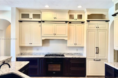 Villa ou maison à vendre à Ocala, Floride: 4 chambres, 353.12 m2 № 1953003 - photo 8