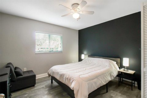 House in Sarasota, Florida 3 bedrooms, 130.99 sq.m. № 1853038 - photo 14