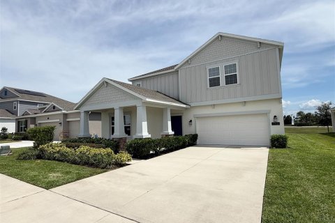 House in Groveland, Florida 5 bedrooms, 307.41 sq.m. № 1844854 - photo 1