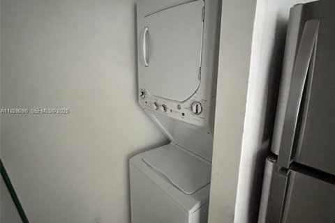 Снять в аренду кондоминиум в Майами, Флорида 1 спальня, 68.28м2, № 1987597 - фото 5