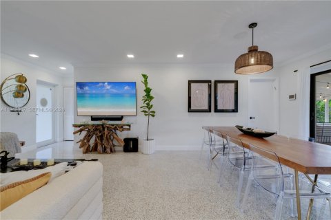 Снять в аренду виллу или дом в Майами, Флорида 3 спальни, 116.13м2, № 2004448 - фото 16