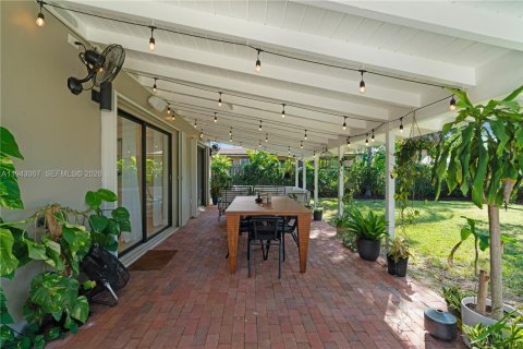 Снять в аренду виллу или дом в Майами, Флорида 3 спальни, 116.13м2, № 2004448 - фото 10