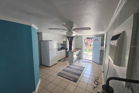 Apartment in Bradenton, Florida 1 bedroom, 48.31 sq.m. № 1912349 - photo 5