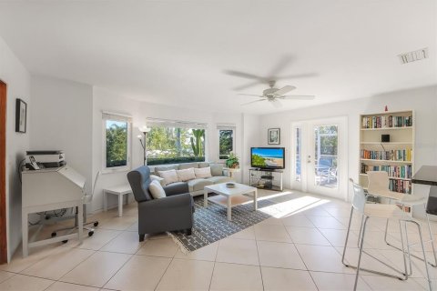 House in Longboat Key, Florida 3 bedrooms, 163.32 sq.m. № 1556273 - photo 15