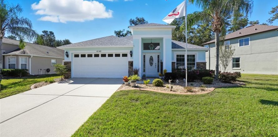 Villa ou maison à Brooksville, Floride 3 chambres, 188.78 m2 № 2142239