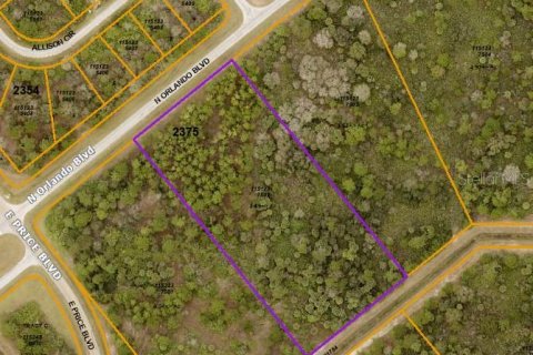 Land in North Port, Florida № 217421 - photo 1