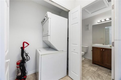 Condominio en venta en Apopka, Florida, 2 dormitorios, 90.58 m2 № 2098965 - foto 15