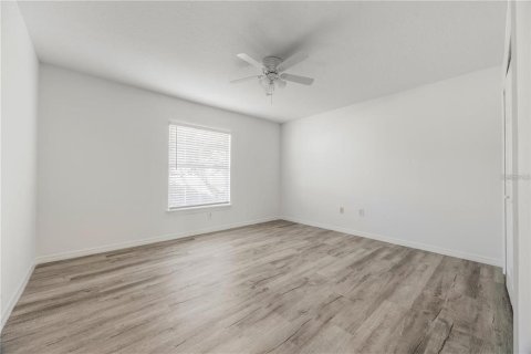 Condominio en venta en Apopka, Florida, 2 dormitorios, 90.58 m2 № 2098965 - foto 4