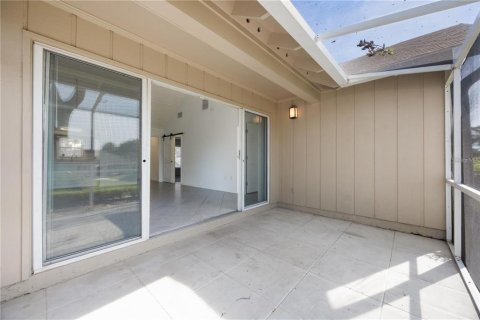 Condominio en venta en Apopka, Florida, 2 dormitorios, 90.58 m2 № 2098965 - foto 23