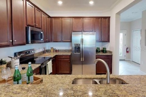 Touwnhouse à louer à Bradenton, Floride: 3 chambres, 174.28 m2 № 2423787 - photo 2