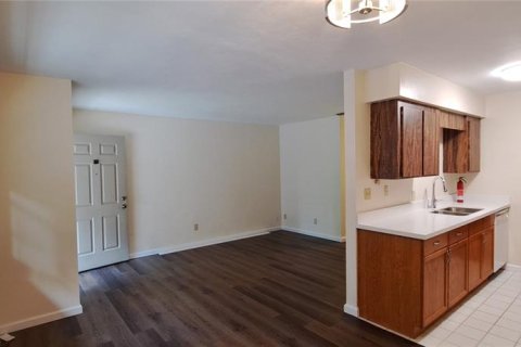Appartement à louer à Gainesville, Floride: 2 chambres, 75.25 m2 № 1851326 - photo 5