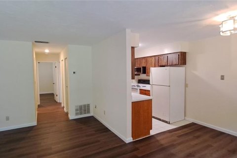 Appartement à louer à Gainesville, Floride: 2 chambres, 75.25 m2 № 1851326 - photo 8