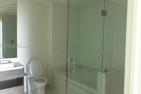 Снять в аренду кондоминиум в Майами, Флорида 1 спальня, 71.44м2, № 2077347 - фото 9