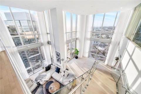 Condo in Miami, Florida, 4 bedrooms  № 2186380 - photo 8