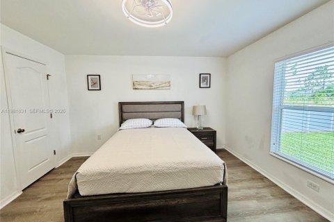 Villa ou maison à vendre à Lehigh Acres, Floride: 3 chambres, 131.74 m2 № 2043028 - photo 21