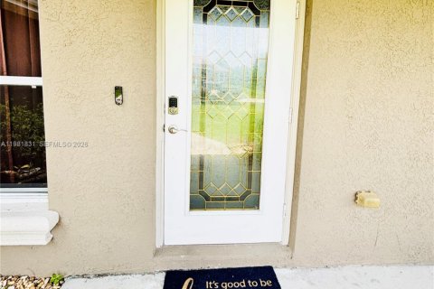 Villa ou maison à vendre à Lehigh Acres, Floride: 3 chambres, 131.74 m2 № 2043028 - photo 28