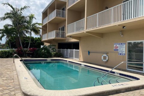 Copropriété à louer à Treasure Island, Floride: 1 chambre, 65.03 m2 № 1837298 - photo 12
