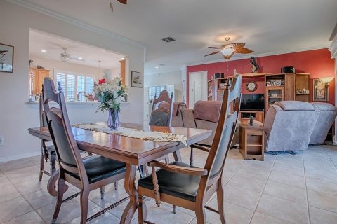 House in Summerfield, Florida 2 bedrooms, 173.73 sq.m. № 2118141 - photo 9