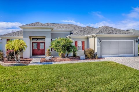 House in Summerfield, Florida 2 bedrooms, 173.73 sq.m. № 2118141 - photo 2