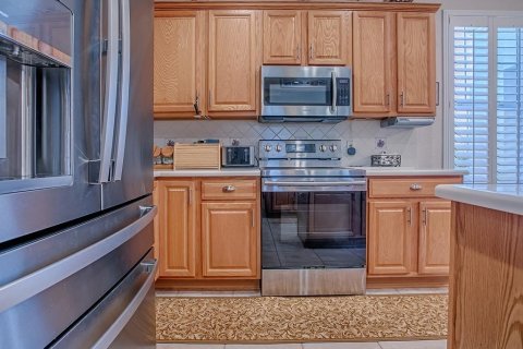 House in Summerfield, Florida 2 bedrooms, 173.73 sq.m. № 2118141 - photo 8