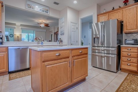 House in Summerfield, Florida 2 bedrooms, 173.73 sq.m. № 2118141 - photo 7