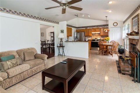 House in Orlando, Florida 3 bedrooms, 157.28 sq.m. № 1851449 - photo 7