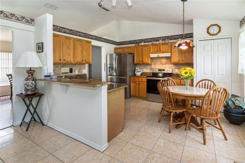 House in Orlando, Florida 3 bedrooms, 157.28 sq.m. № 1851449 - photo 10