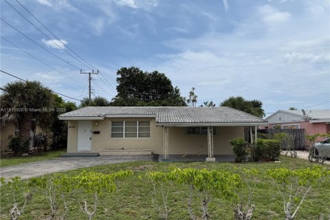 Casa en venta en Oakland Park, Florida, 2 dormitorios, 93.65 m2 № 1775785 - foto 1