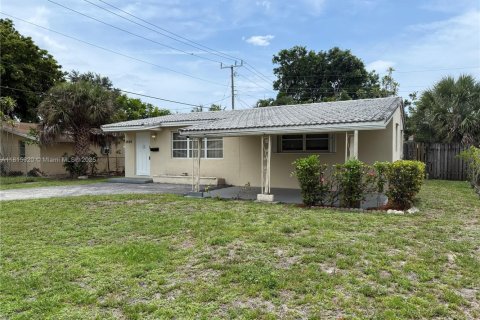 Casa en venta en Oakland Park, Florida, 2 dormitorios, 93.65 m2 № 1775785 - foto 2