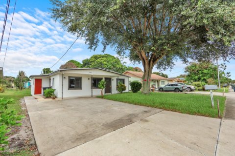 Villa ou maison à St. Lucie, Floride 4 chambres, 164.25 m2 № 2289349