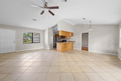 Купить виллу или дом в Инвернесс, Флорида 3 комнаты, 121.24м2, № 2151119 - фото 8