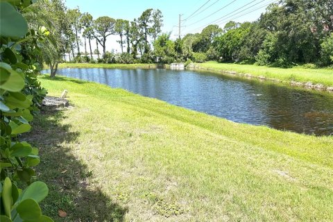 House in Sarasota, Florida 3 bedrooms, 219.16 sq.m. № 1778323 - photo 25