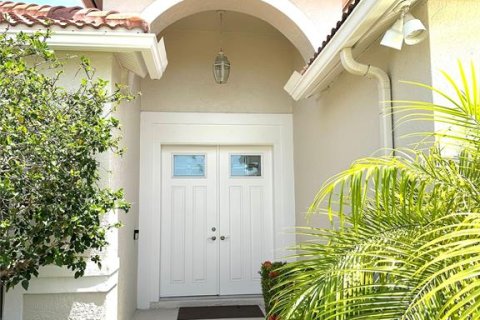 House in Sarasota, Florida 3 bedrooms, 219.16 sq.m. № 1778323 - photo 2