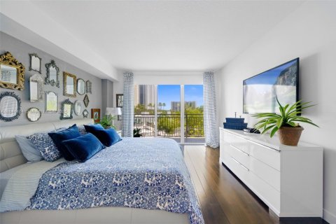 Condominio en alquiler en Sunny Isles Beach, Florida, 3 dormitorios, 171.78 m2 № 1849032 - foto 15