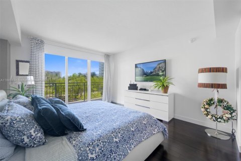 Condominio en alquiler en Sunny Isles Beach, Florida, 3 dormitorios, 171.78 m2 № 1849032 - foto 16