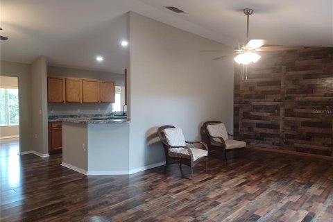 House in Dunnellon, Florida 2 bedrooms, 170.01 sq.m. № 1894834 - photo 4