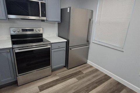 Appartement à louer à St. Lucie, Floride: 2 chambres, 95.22 m2 № 2273912 - photo 5