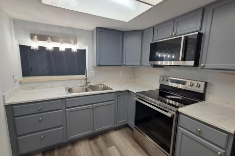 Appartement à louer à St. Lucie, Floride: 2 chambres, 95.22 m2 № 2273912 - photo 6