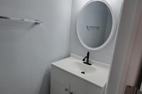 Appartement à louer à St. Lucie, Floride: 2 chambres, 95.22 m2 № 2273912 - photo 7