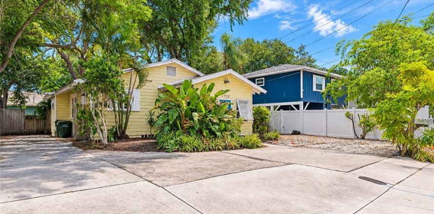 Villa ou maison à Sarasota, Floride 2 chambres, 110.37 m2 № 2353512