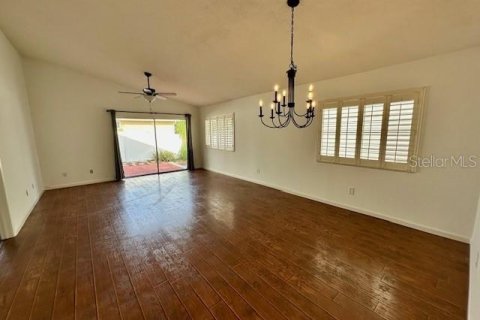 House in Apopka, Florida 2 bedrooms, 106.56 sq.m. № 1899657 - photo 29