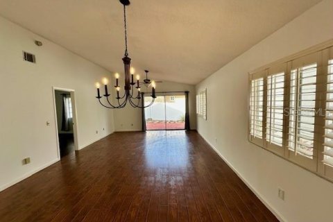 House in Apopka, Florida 2 bedrooms, 106.56 sq.m. № 1899657 - photo 30