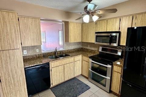 House in Apopka, Florida 2 bedrooms, 106.56 sq.m. № 1899657 - photo 25