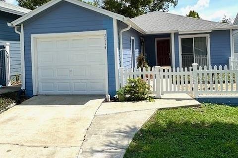 House in Apopka, Florida 2 bedrooms, 106.56 sq.m. № 1899657 - photo 1