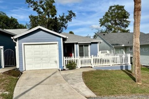 House in Apopka, Florida 2 bedrooms, 106.56 sq.m. № 1899657 - photo 3