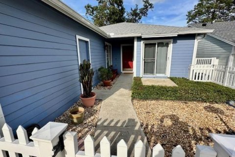 House in Apopka, Florida 2 bedrooms, 106.56 sq.m. № 1899657 - photo 8
