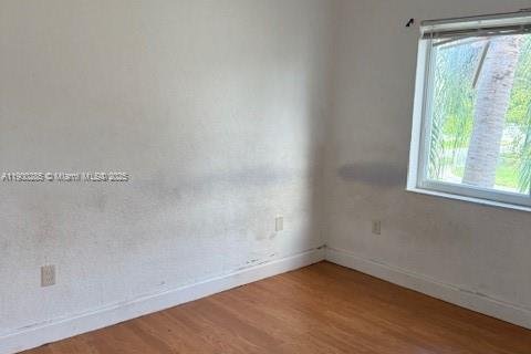 Touwnhouse à louer à Miami, Floride: 3 chambres, 106.84 m2 № 2039416 - photo 9